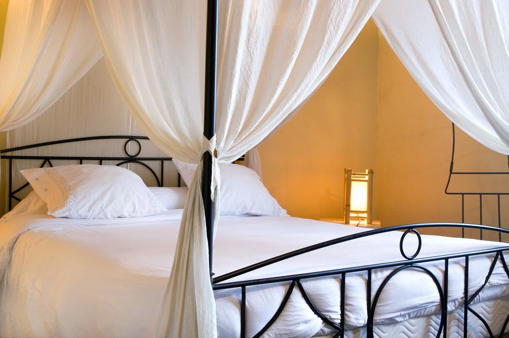 Chambres D'Hotes Jauregia Saint-Etienne-de-Baigorry Buitenkant foto